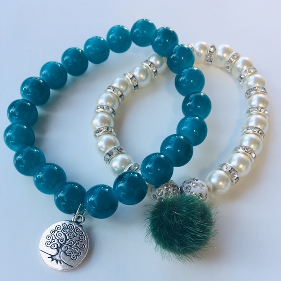 Handcrafted Jewelry - Emerald Tree of Life & pearl Pom Pom Bracelet